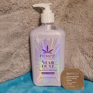 Star Dust Moisturizing Body Lotion with Shimmer

Star Dust Moisturizing Body Lot